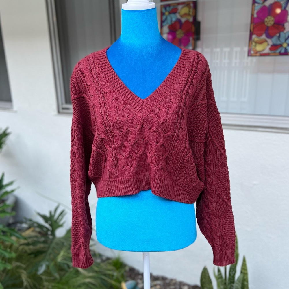 BP Burgundy V Neck Cable Knit Sweater NWT!! Crop Style Size S